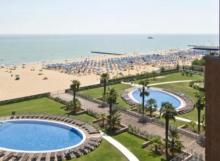 Frontemar Residenze Sul Mare - Carraro Immobiliare Jesolo - Family Apartments 外观 照片